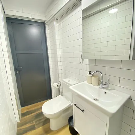 Modernist Desing - Equipped Flat In Central Kadikoey Apartment Istanbul