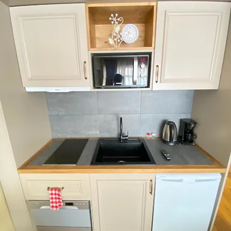 Modernist Desing - Equipped Flat In Central Kadikoey